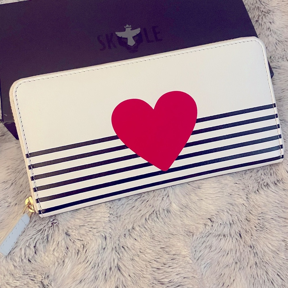 NWT & Gift Box SKYLE Real Leather Wallet